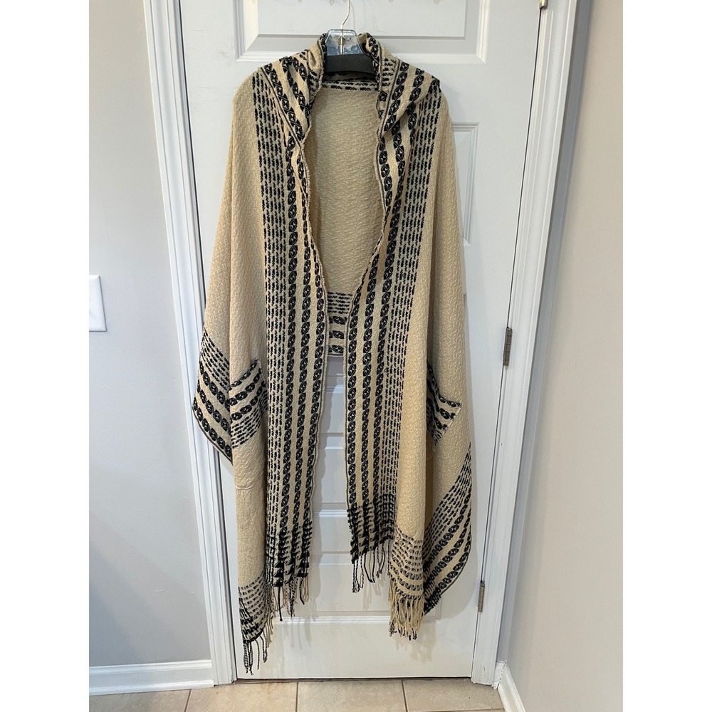 Ecote Urban Outfitters Hooded Wrap Poncho Cream Black Geometric Fringe Pockets